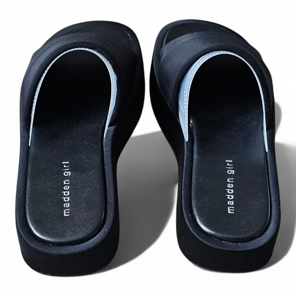 Madden Girl Women’s Black Platform Slide Sandals Size 11M